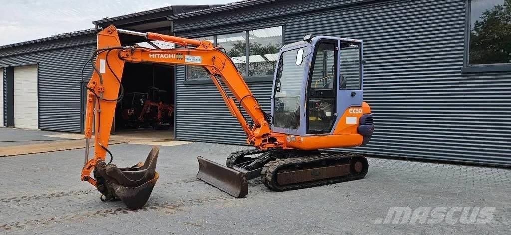 Hitachi EX30 حفارات صغيرة أقل من 7 طن (حفارات صغيرة)