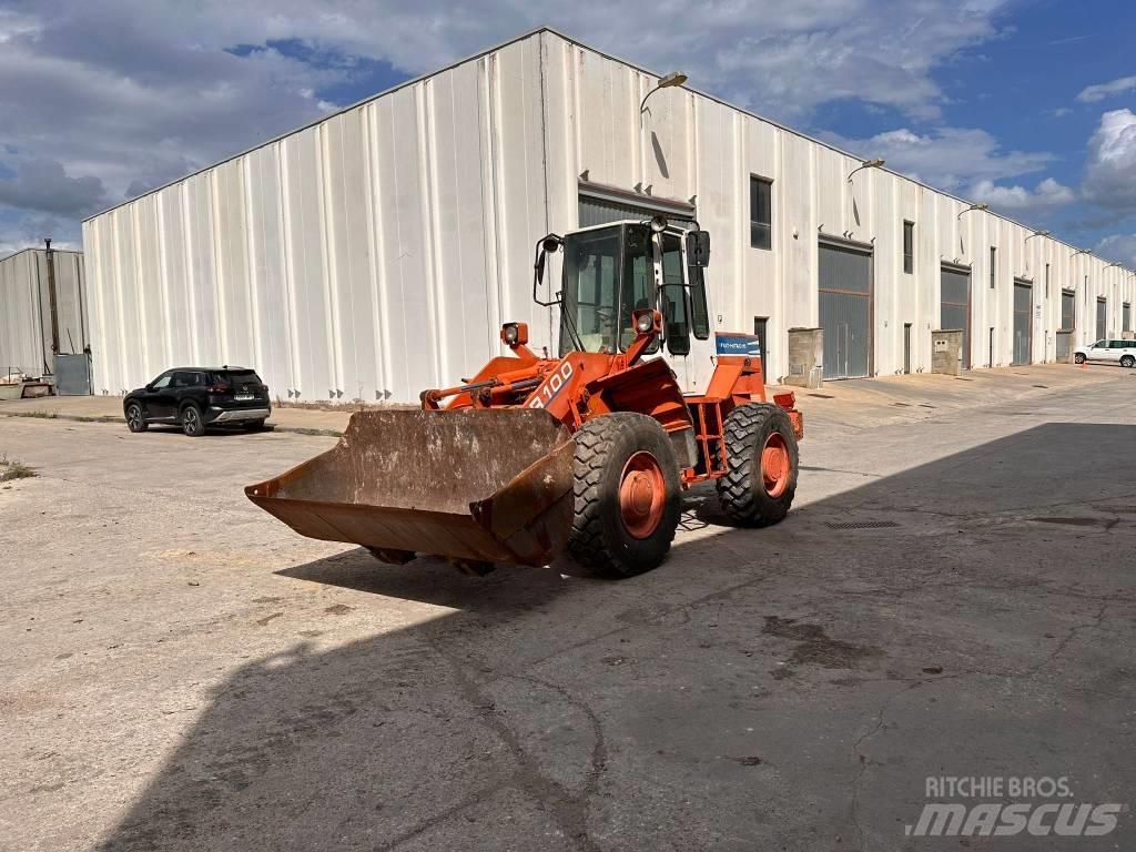 Fiat-Hitachi FR 100 لوادر بعجل