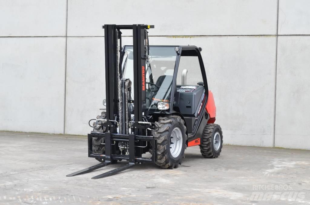 Manitou MC 25-4 شاحنات الديزل