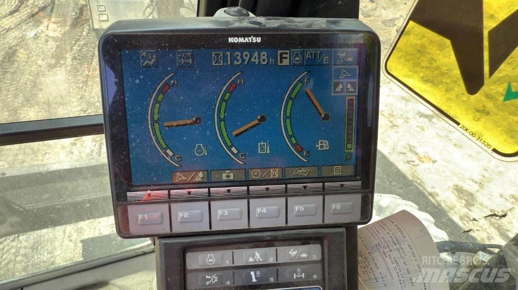 Komatsu PW 148-8 حفارات بعجل