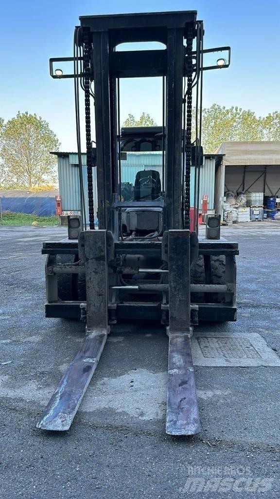 Kalmar DCG 160-12 شاحنات الديزل
