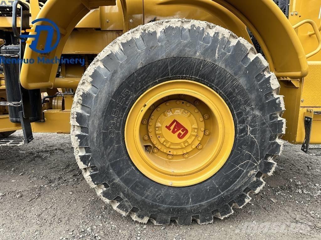 CAT 966 H لوادر بعجل