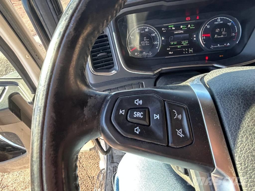 Scania P 500 XT 8x4 شاحنات خرسانة