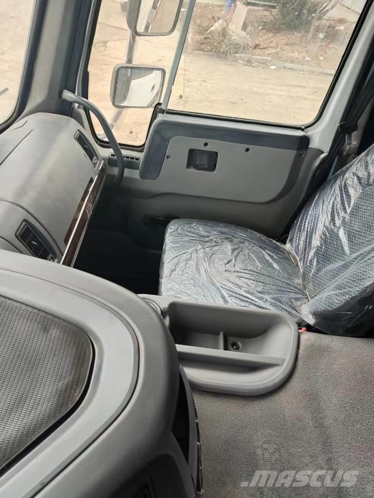 Howo 371 6x4 شاحنات قلابة