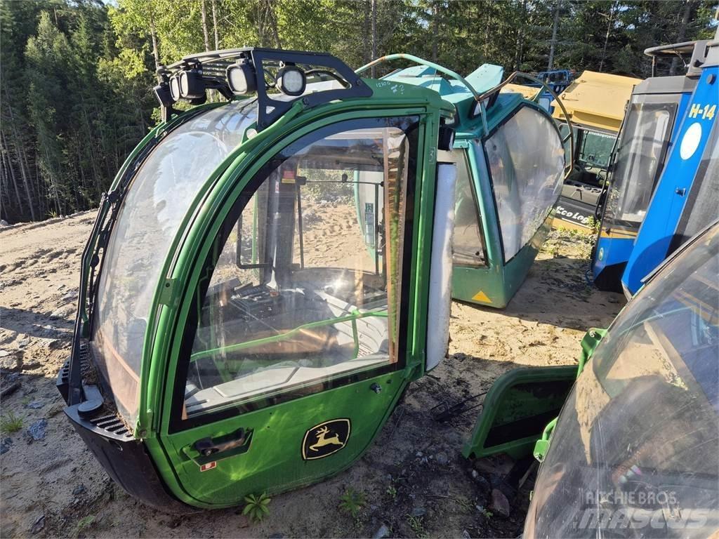 John Deere 1270G كابينة والداخلية