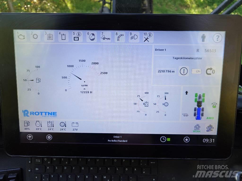 Rottne H11C حصادات