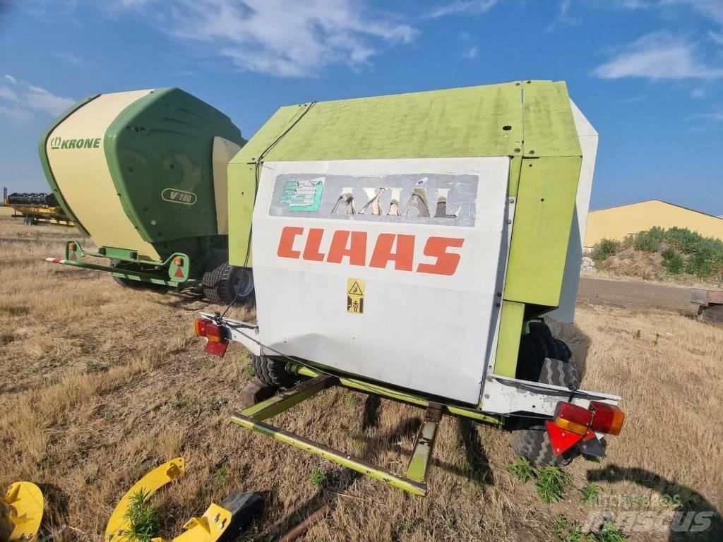 CLAAS Rollant 240 محزمات مستديرة