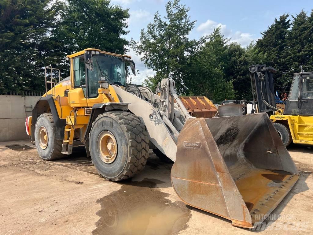 Volvo L 180 H لوادر بعجل