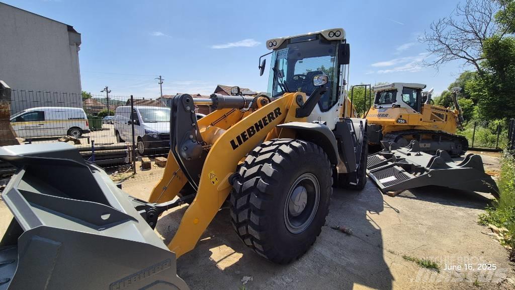 Liebherr L546 لوادر بعجل