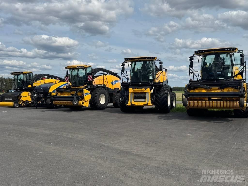 New Holland FR 550 علافات ذاتية الدفع