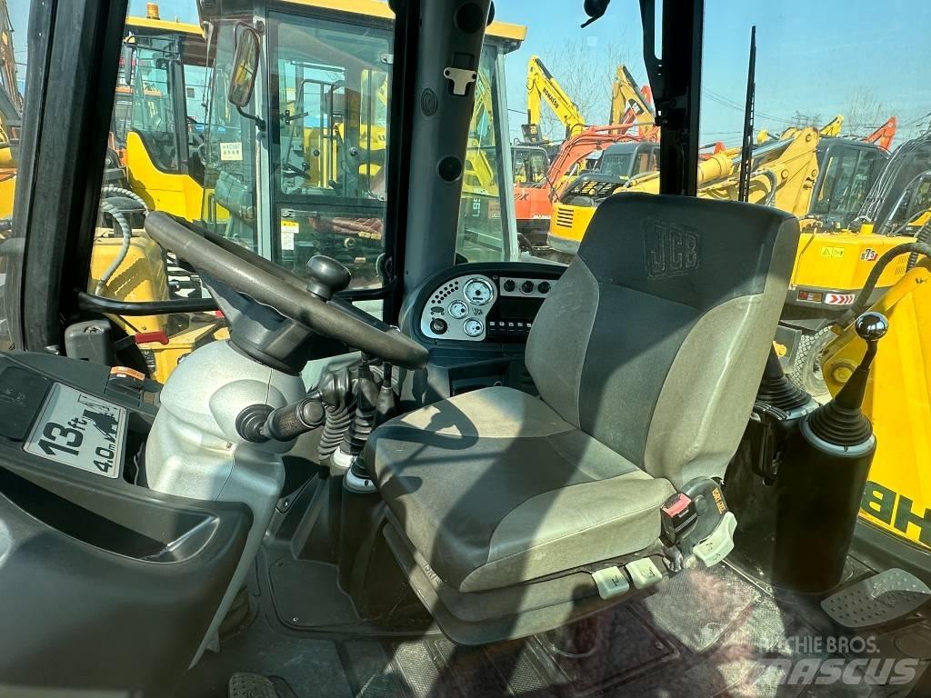 JCB 3 CX لوادر بعجل