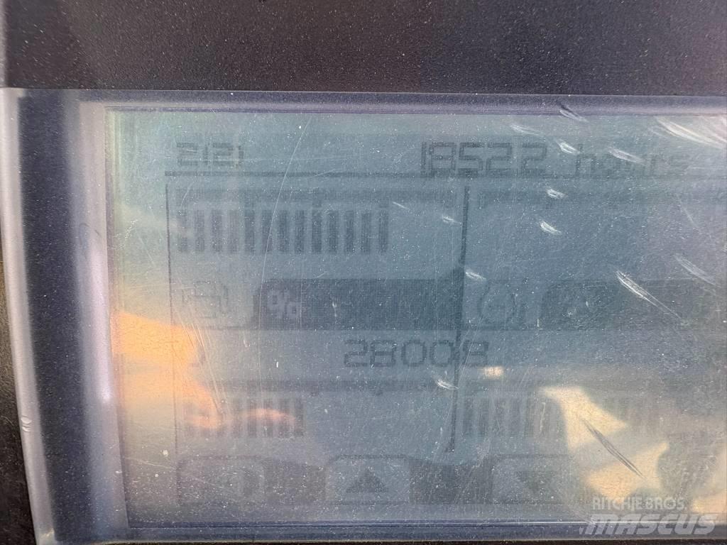 CAT CB 24 B مداحل ثنائية الاسطوانة