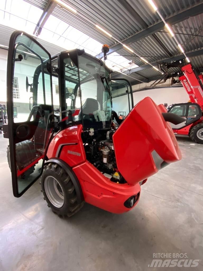 Manitou MLA4-50H لوادر صغيرة