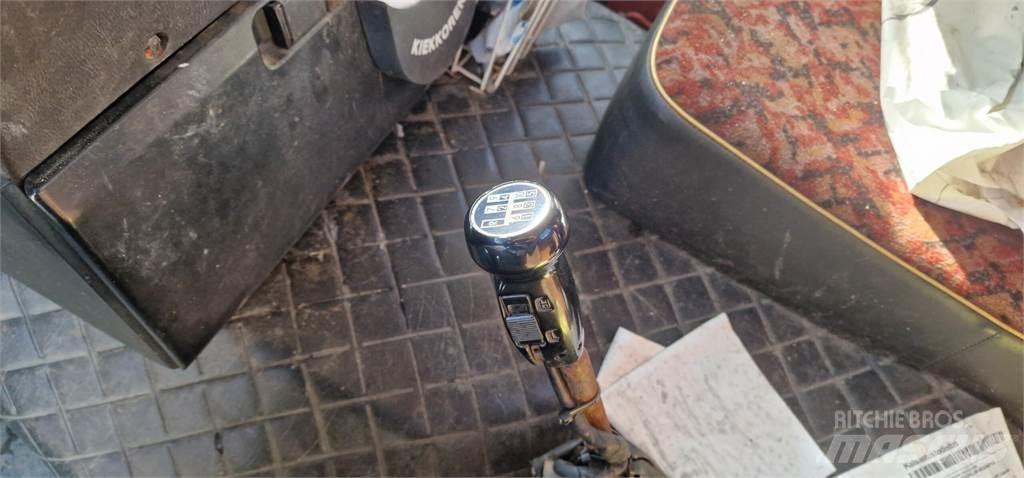 Scania H142 شاحنات حريق