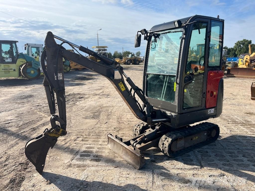 Volvo EC 18D حفارات صغيرة أقل من 7 طن (حفارات صغيرة)