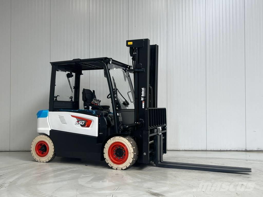 Bobcat B50XC-7 شاحنات ذات رافعات شوكية تعمل بالكهرباء