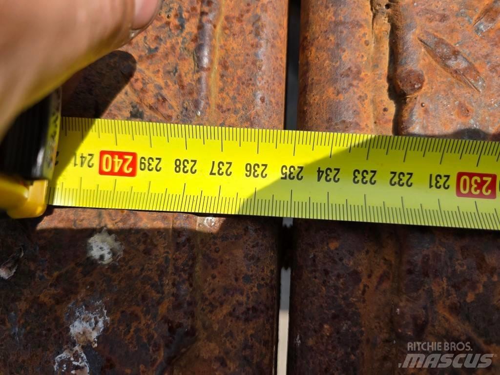  Container 4 m حاويات خاصة