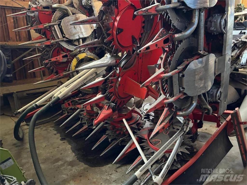 CLAAS Jaguar 970 علافات ذاتية الدفع