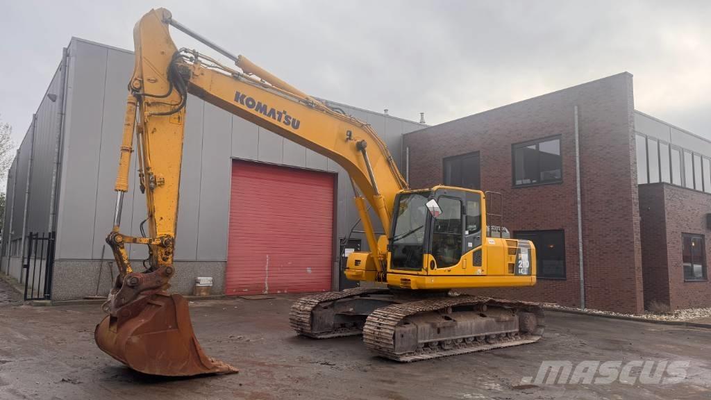 Komatsu PC 210 LC-8 حفارات زحافة