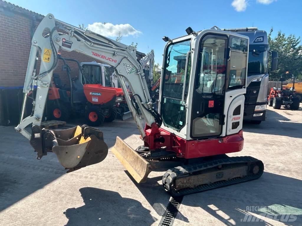 Takeuchi TB 325 R حفارات صغيرة أقل من 7 طن (حفارات صغيرة)
