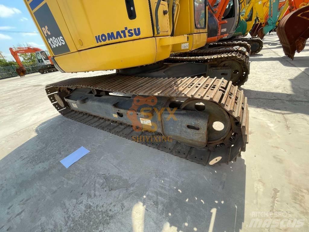 Komatsu PC 138 US حفارات زحافة