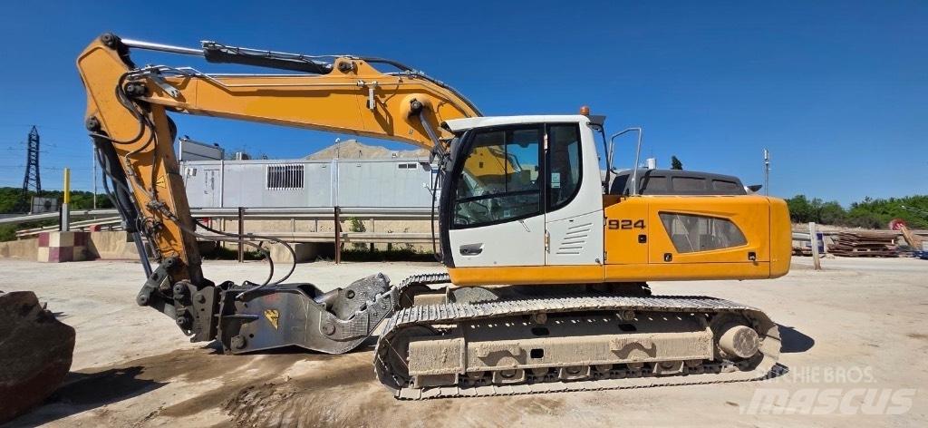 Liebherr 924 حفارات زحافة