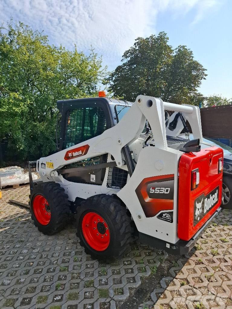Bobcat S 530 لوادر انزلاقية التوجيه