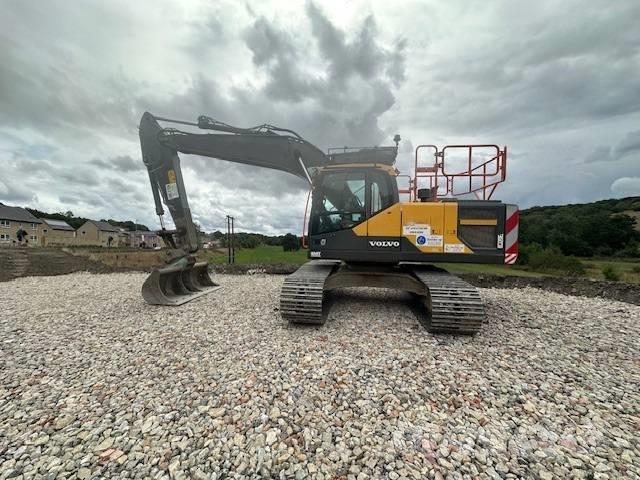 Volvo EC 220 EL حفارات زحافة