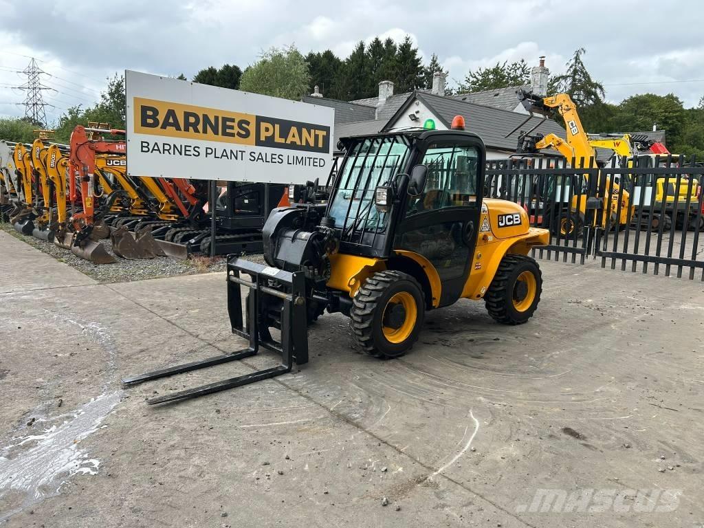 JCB 520-40 مناولات متداخلة