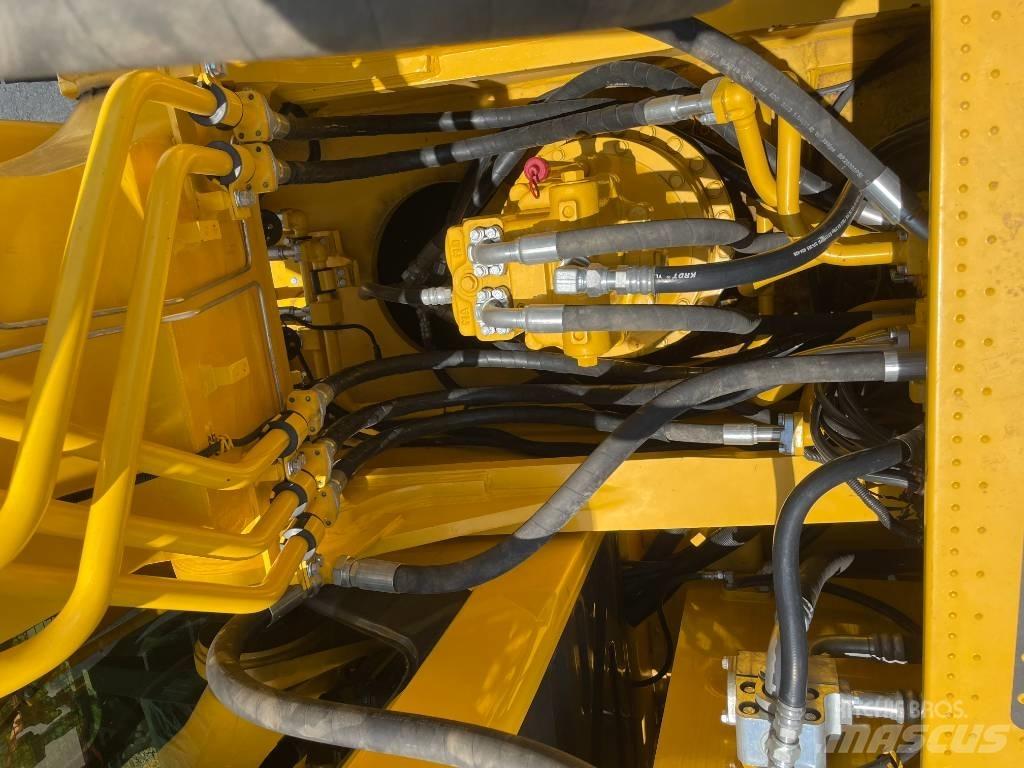 Komatsu PC 400 حفارات زحافة