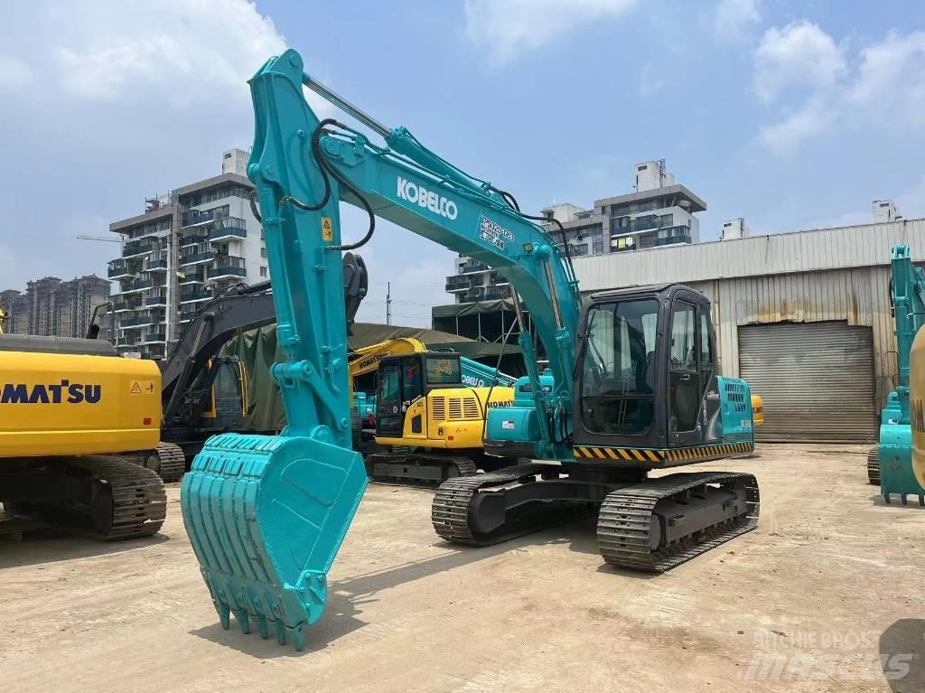 Kobelco sk140 حفارات زحافة