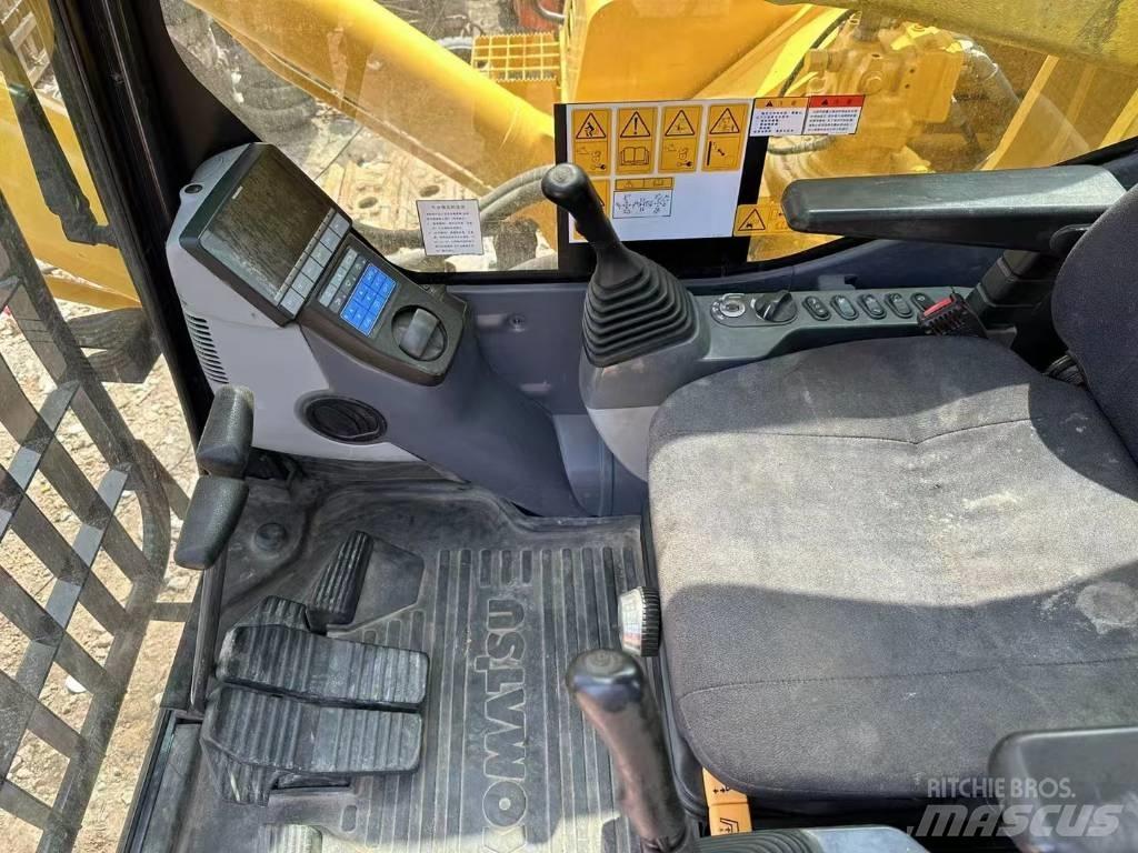 Komatsu PC 850-8 الحفارات البرمائية