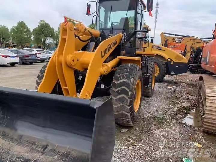 LiuGong 835 لوادر بعجل