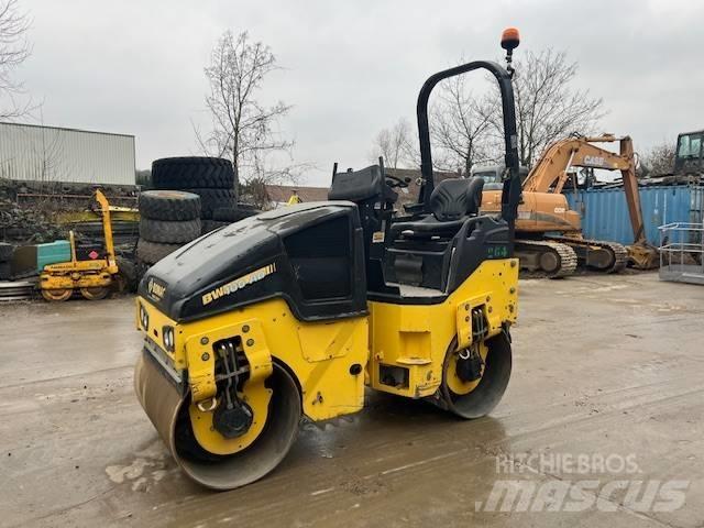Bomag BW 100 AD-5 مداحل ثنائية الاسطوانة