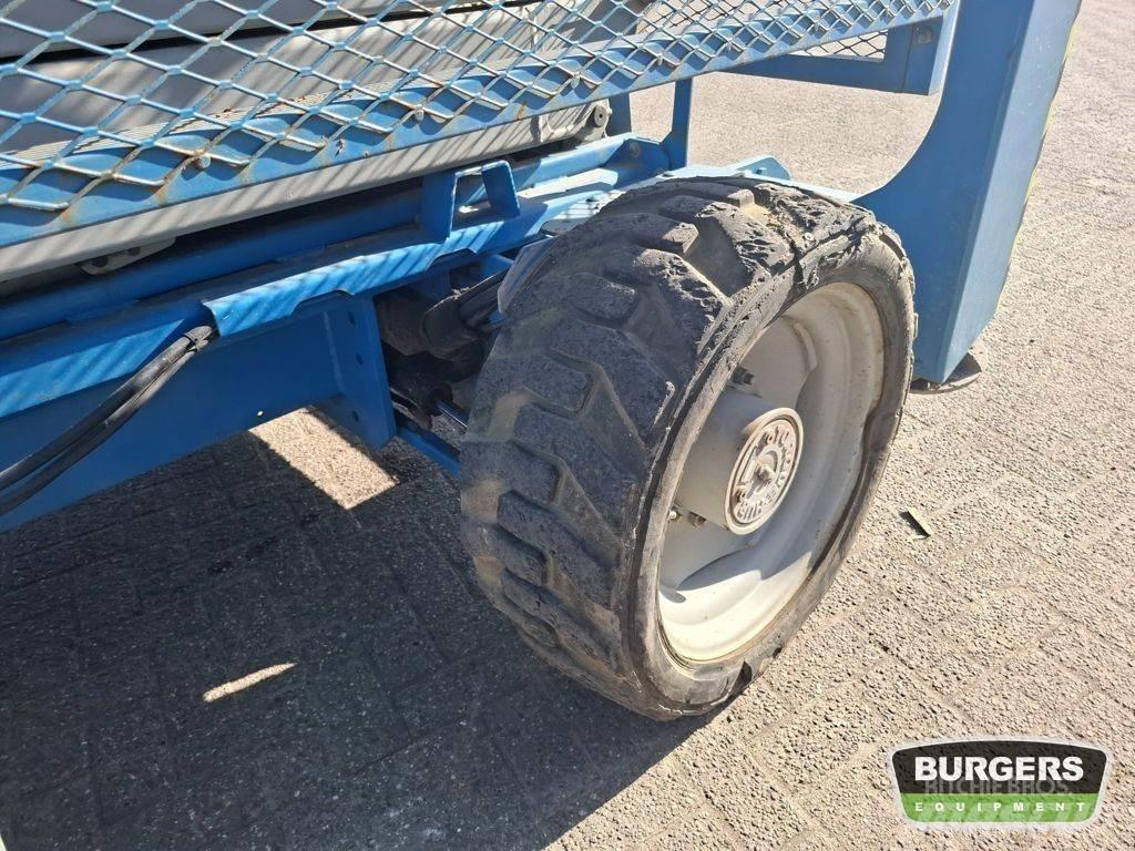 Genie GS4390 RT رافعات مقصية الشكل