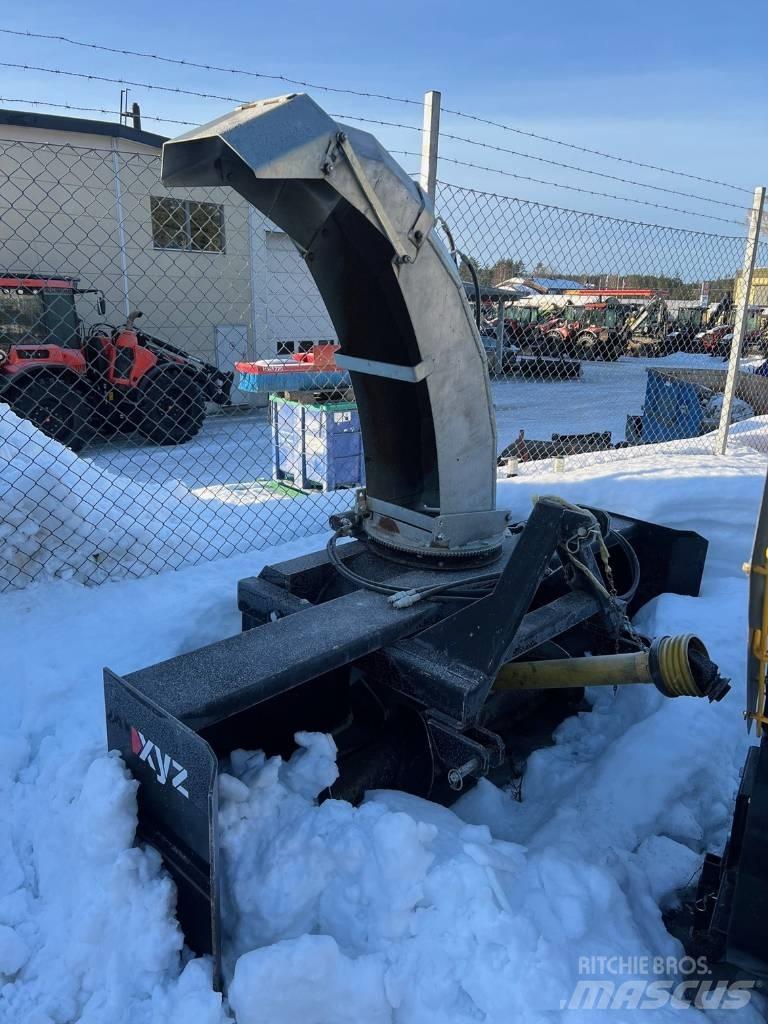 XYZ Snöfräs XYZ 2400 قاذفات الجليد