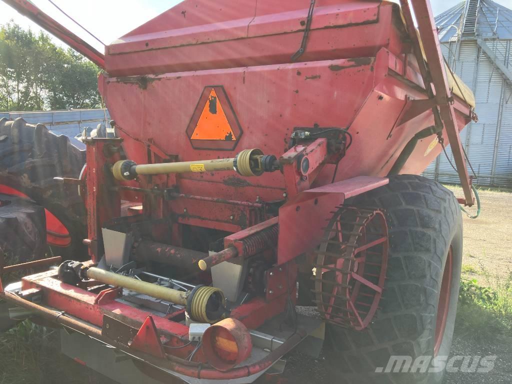 Bredal B 6 معدات توزيع السماد العضوي