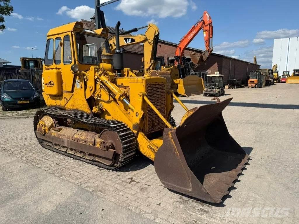 CAT 941 لوادر زحافة