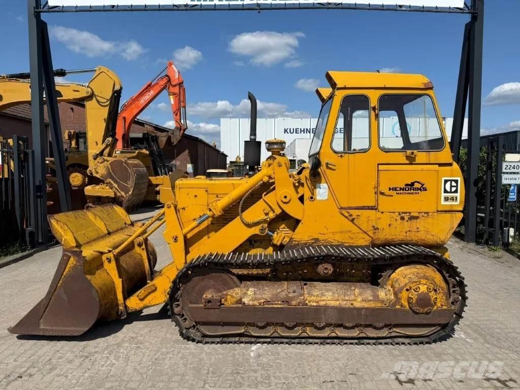 CAT 941 لوادر زحافة