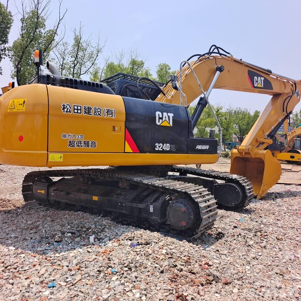 CAT 324DL حفارات زحافة
