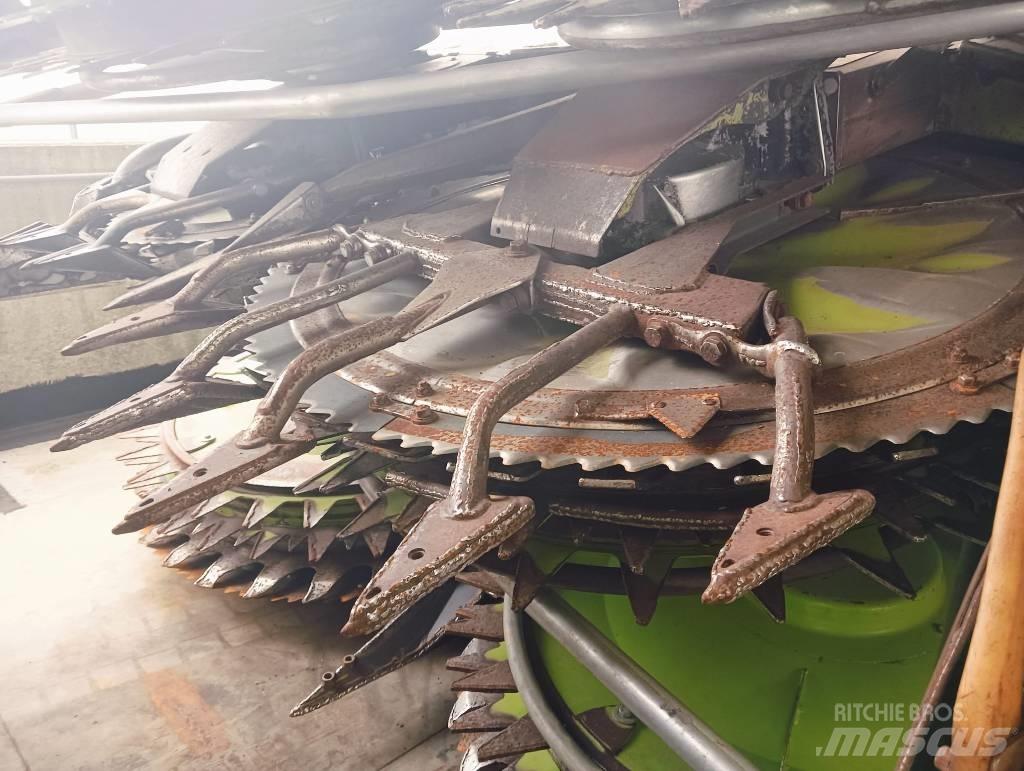 CLAAS Orbis 750 ملحقات ماكينات القش والعلف