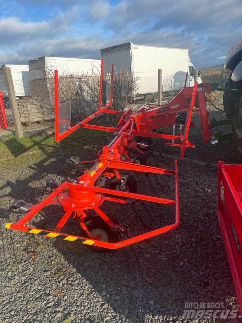 Kuhn GF 642 مكابس وميبسات التبن