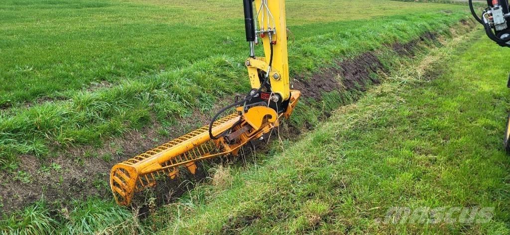 Landreus LMZ 3MTR ماكينات زراعية أخرى