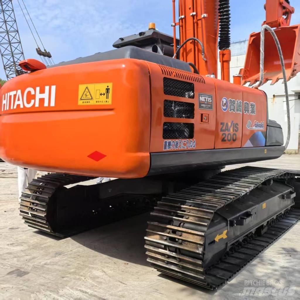  htiachi zx200-3g حفارات وسط 7 طن - 12 طن
