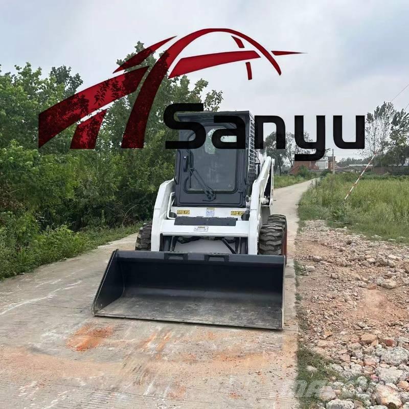 Bobcat S 160 لوادر انزلاقية التوجيه