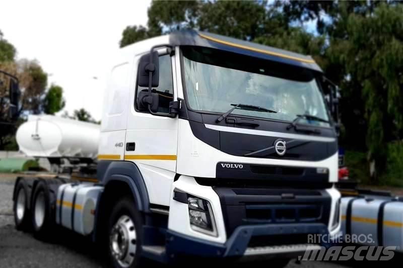 Volvo FMX 440 شاحنات أخرى