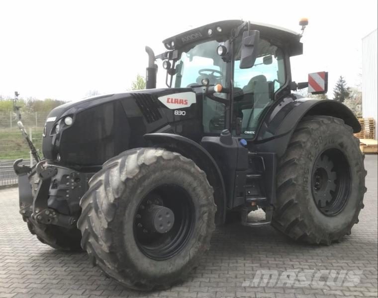 CLAAS AXION 830 الجرارات