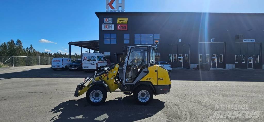 Wacker Neuson WL 28 لوادر بعجل