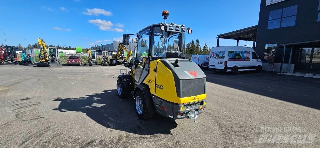 Wacker Neuson WL 28 لوادر بعجل