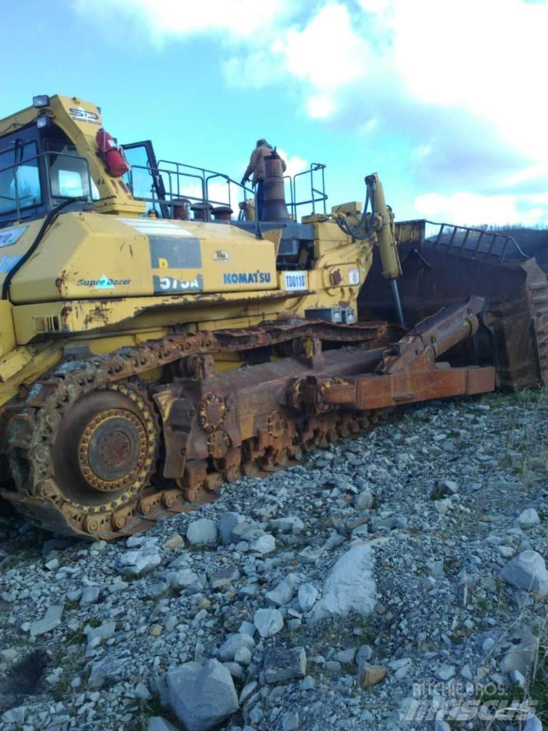 Komatsu D 575 A-3 بلدوزرات مجنزرة